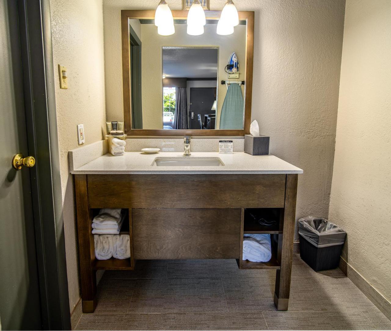 Willow Tree Inn Los Angeles- Near Stub Hub Center Compton Esterno foto